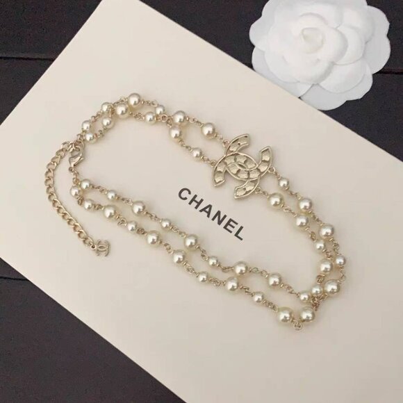 Chanel Pearl Turtle Necklace - Picture 2 of 6